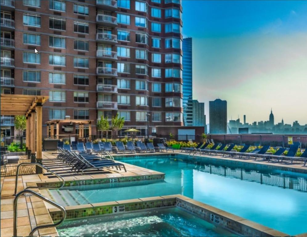Bluebird Suites Near Newport Centre Jersey City Bagian luar foto