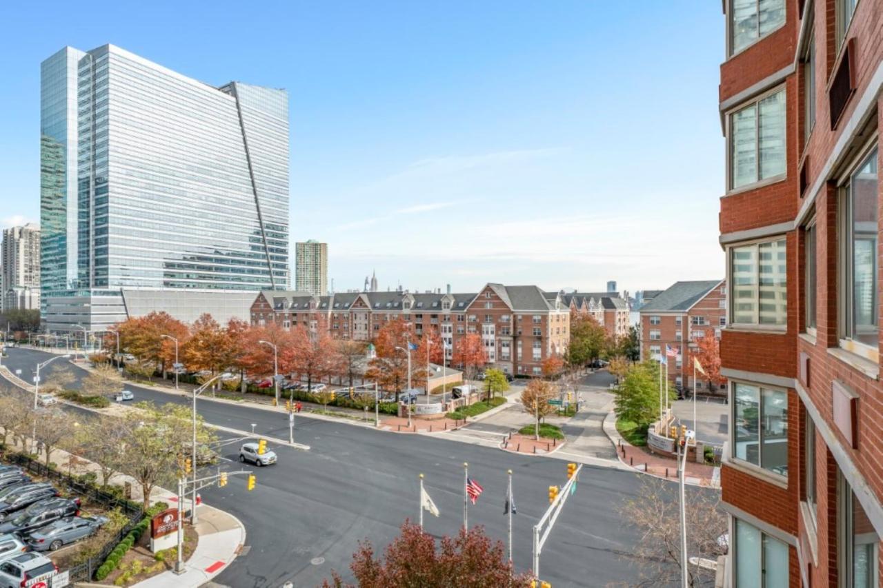 Bluebird Suites Near Newport Centre Jersey City Bagian luar foto