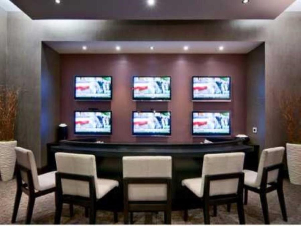 Bluebird Suites Near Newport Centre Jersey City Bagian luar foto