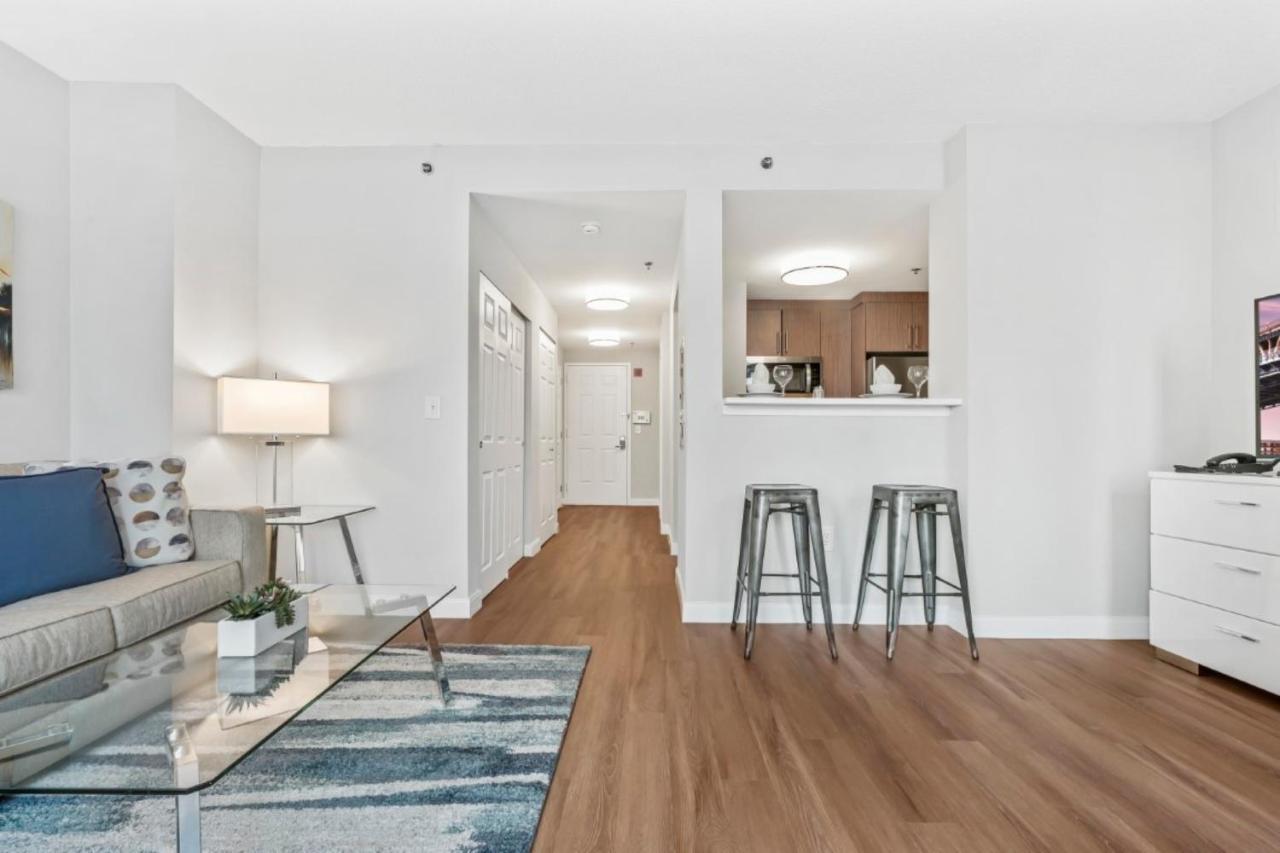 Bluebird Suites Near Newport Centre Jersey City Bagian luar foto